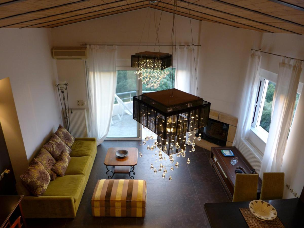 Wide-View & Quiet Apartment Chania La Canea Esterno foto