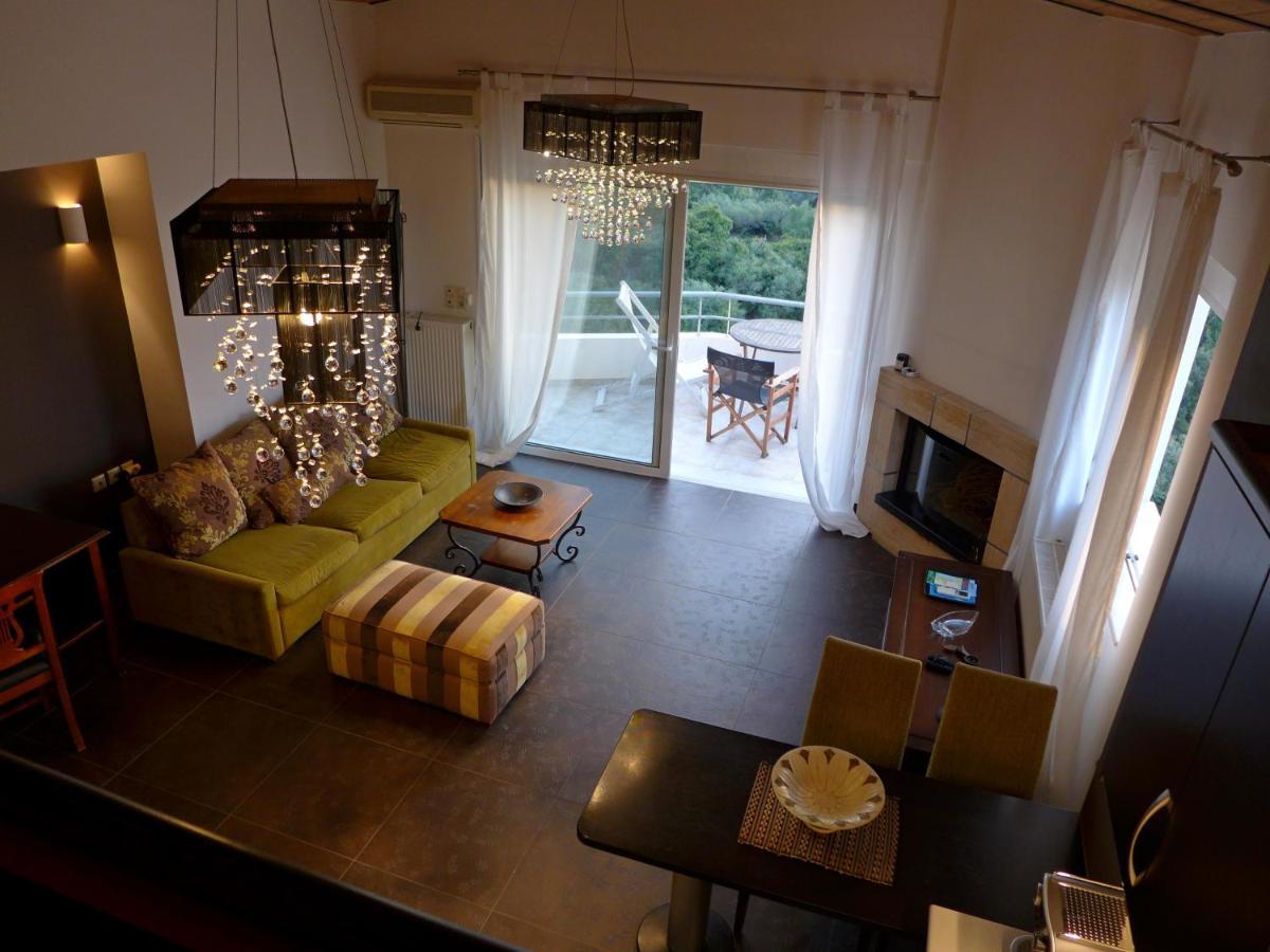 Wide-View & Quiet Apartment Chania La Canea Esterno foto